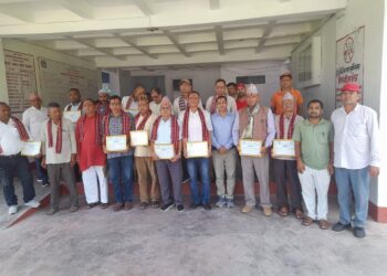 महाकाली सिँचाई जलउपभोक्ता संघ केन्द्रीय समितिको नव निर्वाचित पदाधिकारीको पदभार ग्रहण, मुल नहर अन्र्तरगत दैजी बेलडाँडी सडकखण्डको झाँडी सफाई गर्न कार्यालयलाई अनुरोध पहिलो निर्णय