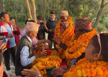 सहिद परिवारद्वारा पुर्वमन्त्री बिना मगरलाई आर्शिवाद