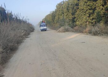 ठेकेदार जनतालाई मात्र होईन जनप्रतिनिधी र सरकारलाई समेट ढाट्दै ३० महिनामा सक्नुपर्ने काम ६८ महिना वितिसक्दा पनि सडक अधुरै