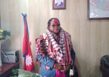 नवनिर्वाचित उपसभामुख काेईली चाैधरीले कार्यभार सम्हालदै