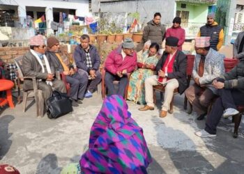पोखरा बिमान दुर्घटना ः कोपिला नाती र बुहारी गुमाएकी बृद्ध माया भट्ट विक्षिप्त