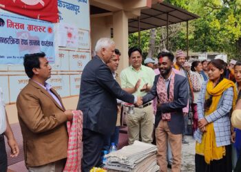 मिसन ग्रासरूट कार्यक्रम अन्तर्गत एमाले बेलडाँडीद्वारा जेष्ठ नागरिक र स्ववियु निर्वाचित विद्यार्थीलाई सम्मान