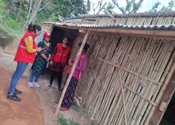 नेपाल रेडक्रसले बनायो अछाममा ५० वटा अस्थायी टहरा