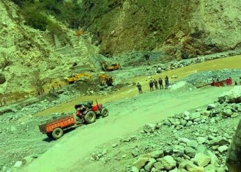 भारतले महाकाली नदी नेपाल तर्फ डाइभर्ट गर्न खोज्दा ढुङ्गा हानाहान