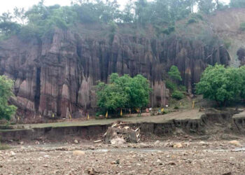शिव लिङ्गेश्वर धाम कटानको उच्च जोखिममा