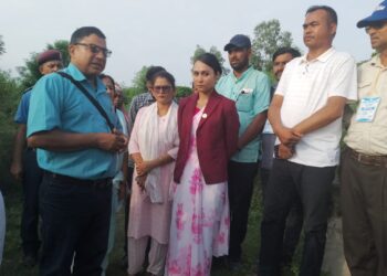 राष्ट्रिय स्वतन्त्र पार्टीका नेता धामीले आफ्ना सांसद डागीलाई देखाए हुलकी सडक खण्ड र बेलौरी छोटी भन्सारको समस्या