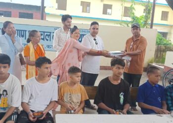 बार्षिकोत्सवको अवसरमा अनाथालयमा स्टेशनरी वितरण