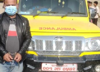 कैलालीमा झन्डै तीन किलो चरेससहित एम्बुलेन्स चालक पक्राउ