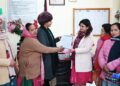 एकल महिलाद्वारा कञ्चनपुरका स्थानीय सरकारलाई ज्ञापन : एकल महिला सुरक्षा कोष कार्यान्वयनको माग