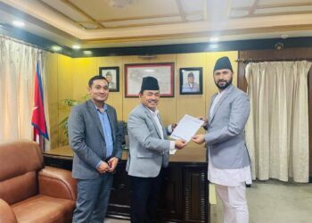 कञ्चनपुर सांसद तामाङद्वारा गृहमन्त्री लामिछानेलाई कञ्चनपुरको सुशासनमा ध्यान दिईदिन आग्रह