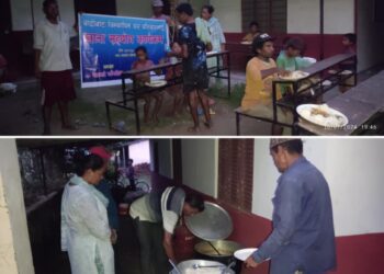 चौधर नदीका कारण बनेका बाढी पिडितलाई दाताहरुद्धारा खाना सहयोग