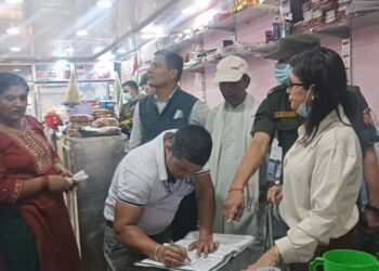 भीमदत्त नगरको बजार अनुगमन प्रभावकारी बन्दै, अनुगमनले सचेत बनायो : व्यापारी