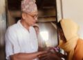 हात्तीको आक्र्रमणबाट मारिएका लालझाडी राना परिवारलाई सिएफसिसीद्वारा नगद राहत
