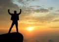 किन मान्छे असफल हुन्छन् ? सफल र असफल व्यक्तिले एउटै कुरालाई यसरी सोच्छन्