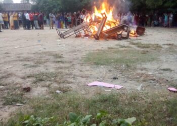 आफ्नै स्कुल बसको ठक्करले विद्यार्थी अनमोल मृत्यु प्रकरण : दोषी उपर कार्बाही नहुँदासम्म आन्दोलन जारी