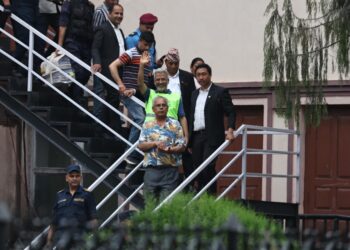 राष्ट्रिय प्रजातन्त्र पार्टी (राप्रपा)का उपाध्यक्ष रवीन्द्र मिश्र थुनामुक्त