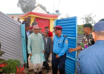 गृहमन्त्री लेखकद्वारा बैतडीको प्रहरी कार्यालय निरीक्षण