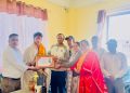 एनपिल क्रिकेट प्रतियोगिता खेल्ने महतालाई गृह नगरको वडाद्वारा अभिनन्दन