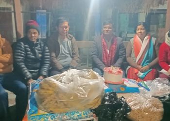जन्मदिनको अवसरमा उज्यालो नेपाल पाटीका नेता कुमालद्वारा बेसाहरा खाद्यान्न फलफुल वितरण