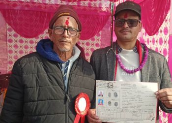 ६ दशकपछि जमिनको मालिक बने बेदकोट-८ का किसान, वडाध्यक्ष जोशीको सक्रियताले १३१ परिवारले पाए लालपुर्जा