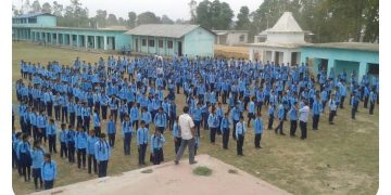 राैलेश्वर माविको नयाँ पहल : साना कक्षाका विद्यार्थीलाई निशुल्क स्कुल ड्रेस