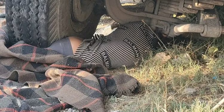 टिप्परले ठक्करदिँदा एक युवकको मृत्यु
