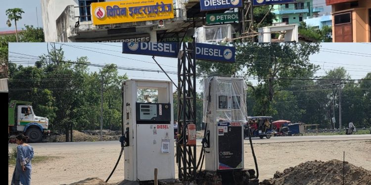 महेन्द्र राजमार्गको अतिक्रमित जमिन खाली हुन थाल्यो, कञ्चनपुरमा व्यवसायी आफैँले हटाउन थाले संरचना