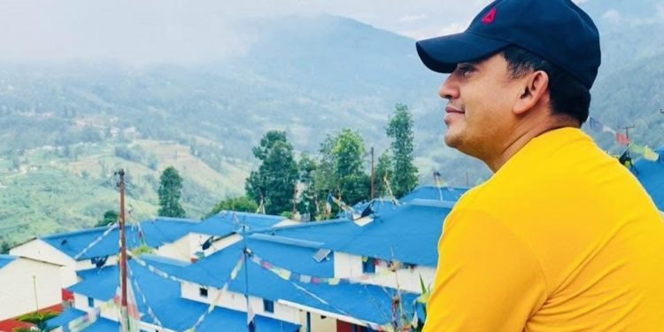 ‘नयाँ सरकारबाट न्यायको आशा छ’ भन्दै धुर्मुस स्वदेश फिर्ता