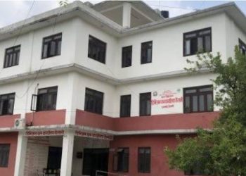 कैलाली डिभिजन वन कार्यालयमा अख्तियारको छापा, जिल्लाका ११ सामुदायिक वनमा अनियमित रुपमा हरिया खयरका रुख बिक्रिका कागजपत्र नियन्त्रण