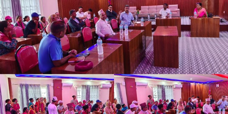 मागभन्दा हजारौं बोरा बढी मल भित्रिँदा पनि किसान खाली हात : बेलडाँडीको मल वितरण व्यवस्थापन समितिमाथि गम्भीर प्रश्न
