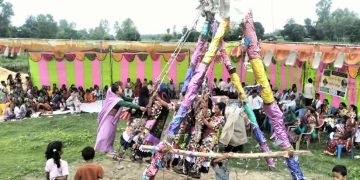 बेलौरी भुर्षा झर्नाखोला टोलमा रानाथारु तिज साँस्कृतिक कार्यक्रम