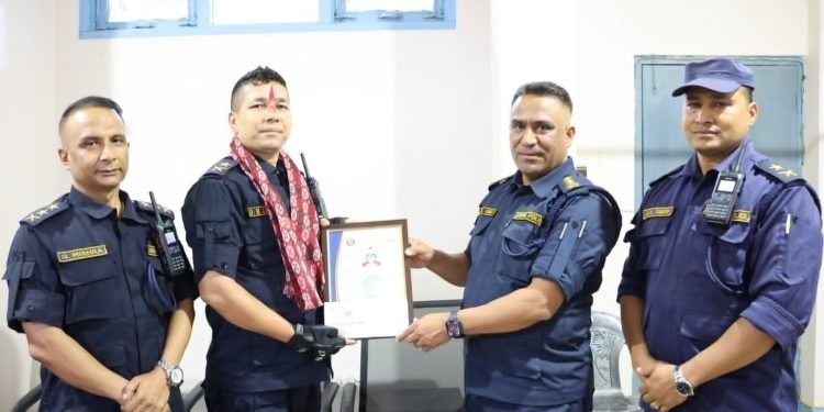 अपराध नियन्त्रणदेखि प्रविधिमैत्री अनुसन्धानसम्म : ‘पोलिस अफ द मन्थ’ बने प्रहरी नायव उपरीक्षक वकिलबहादुर सिंह