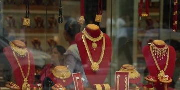 सुन–चाँदीको भाउ बढ्यो, सुन प्रतितोला ३ लाख २ हजार ३ सय