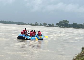 फेरी महाकाली नदीमा दोधाराका बृद्ध वेपत्ता
